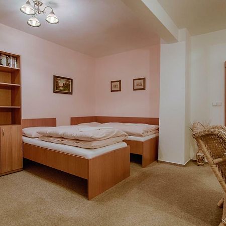 Apartamento Pod Svatym Kopeckem Mikulov Exterior foto