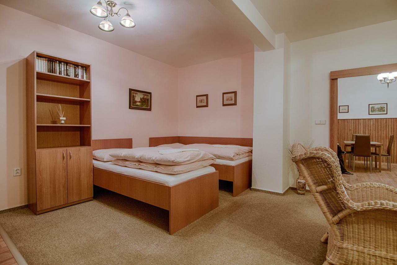 Apartamento Pod Svatym Kopeckem Mikulov Exterior foto