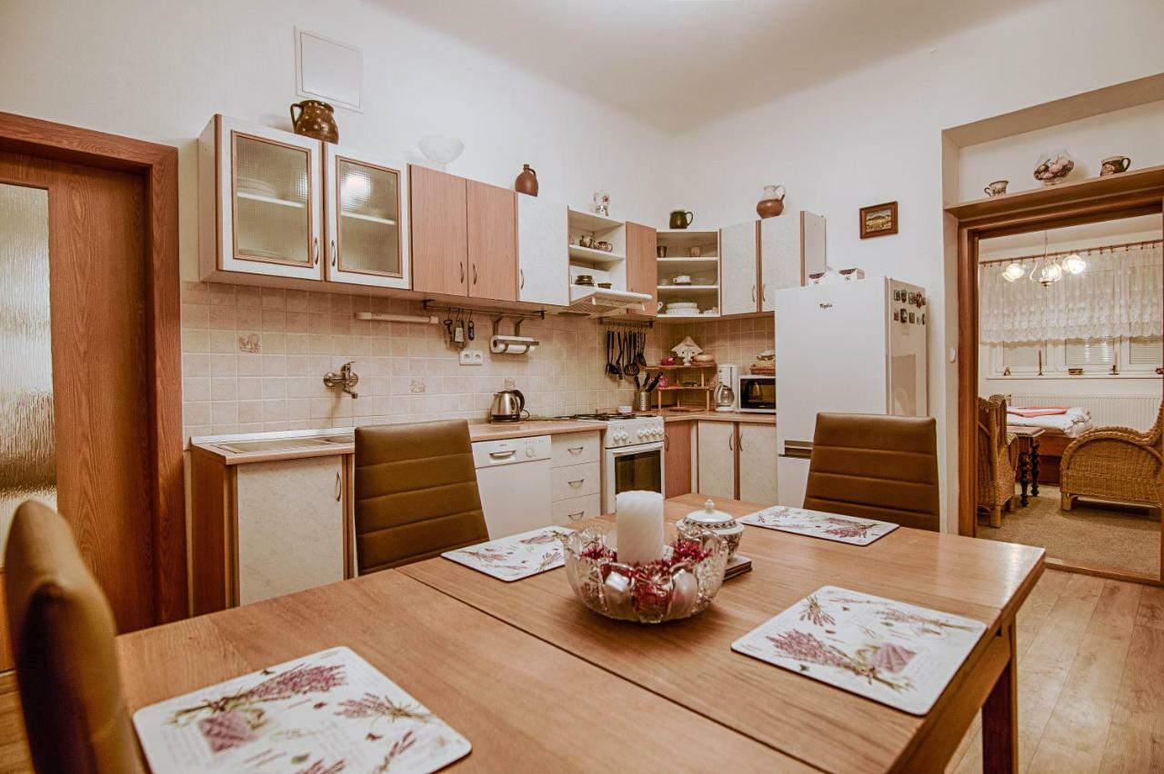 Apartamento Pod Svatym Kopeckem Mikulov Exterior foto